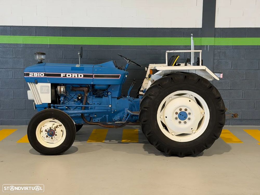 Ford 2910 - 11