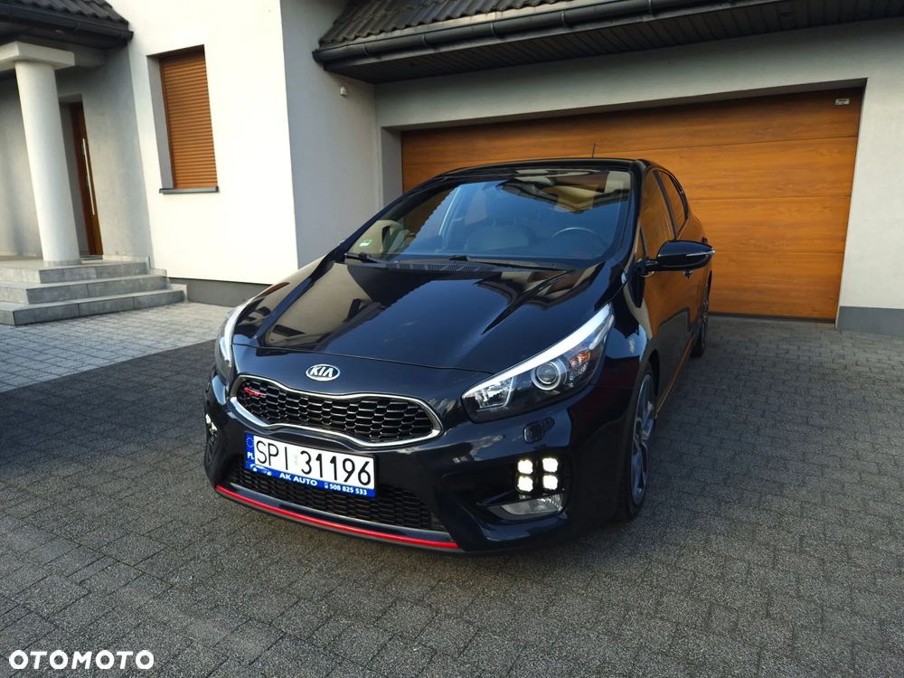 Kia Ceed 1.6 T-GDI GT-Track - 10