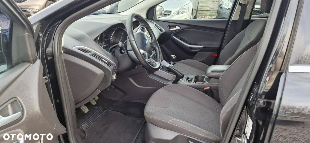 Ford Focus - 40