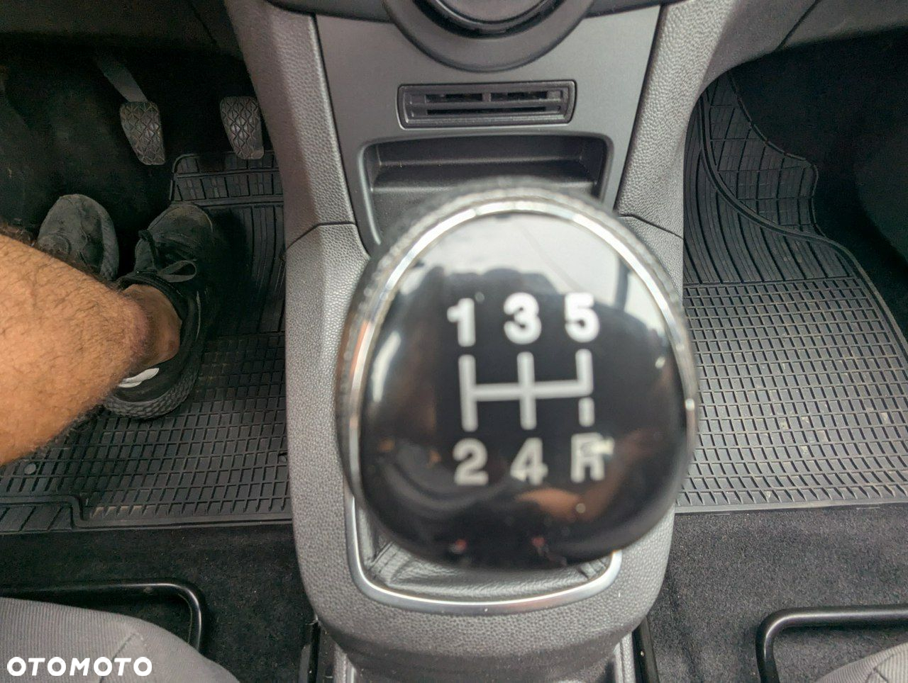 Ford Fiesta - 17