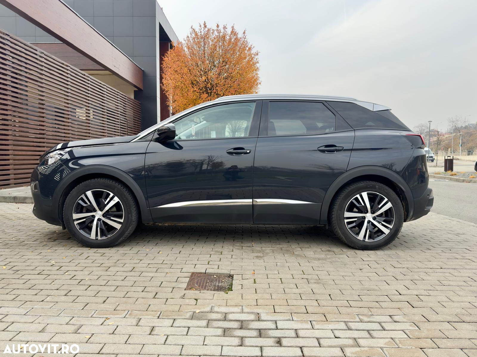 Peugeot 3008 1.5 BlueHDI S&S EAT8 Allure - 26