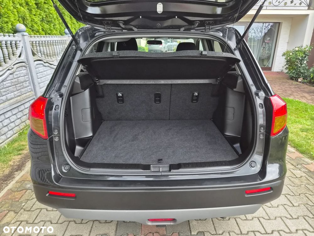 Suzuki Vitara 1.6 Comfort 2WD - 21