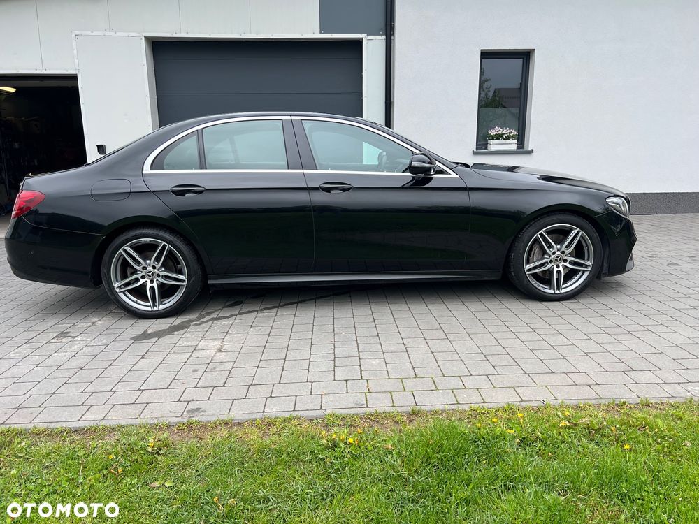 Mercedes-Benz Klasa E 200 4-Matic 9G-TRONIC - 7