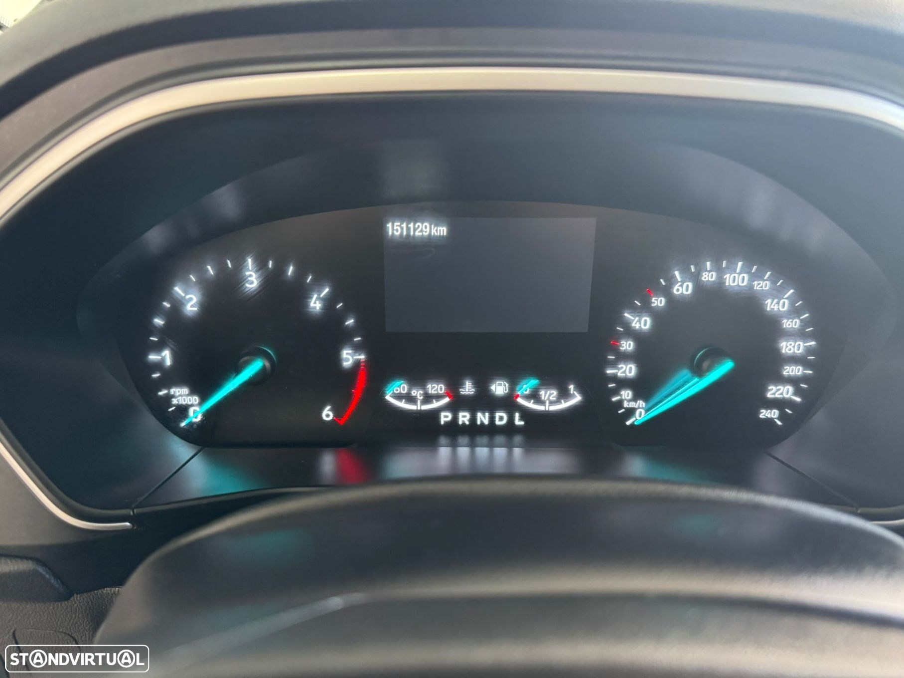 Ford Focus 1.5 EcoBlue S&S Aut. ST-LINE - 11