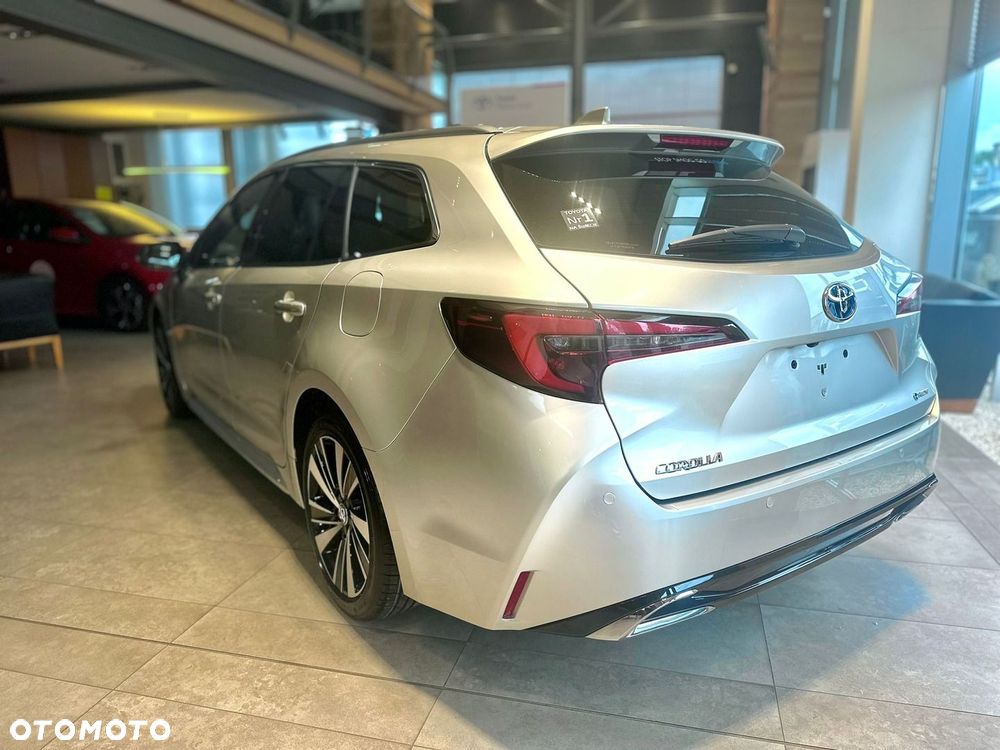 Toyota Corolla 1.8 Hybrid Style - 3