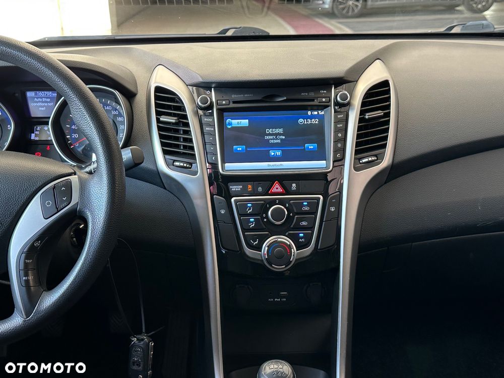 Hyundai i30 1.6 CRDi BlueDrive Comfort - 27