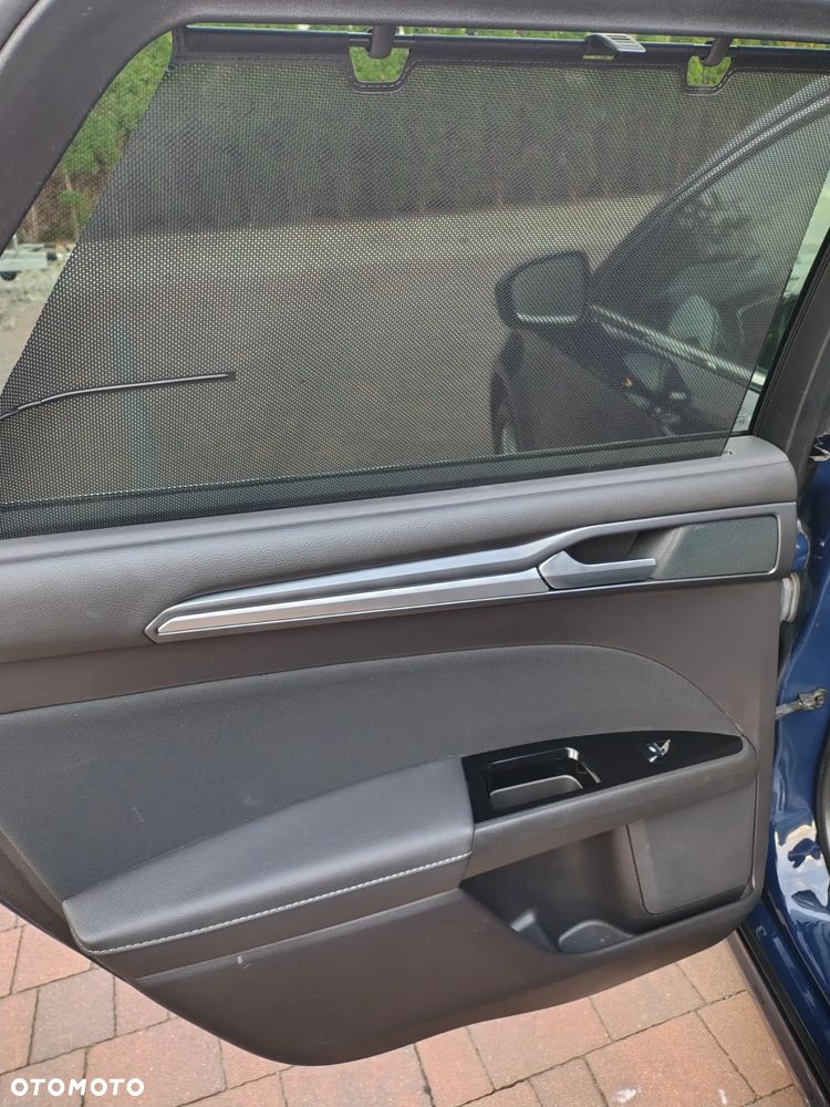 Ford Mondeo Turnier 2.0 TDCi Start-Stopp PowerShift-Aut Titanium - 24