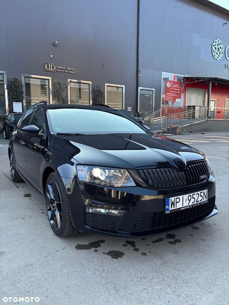 Skoda Octavia 2.0 TDI DSG RS - 20