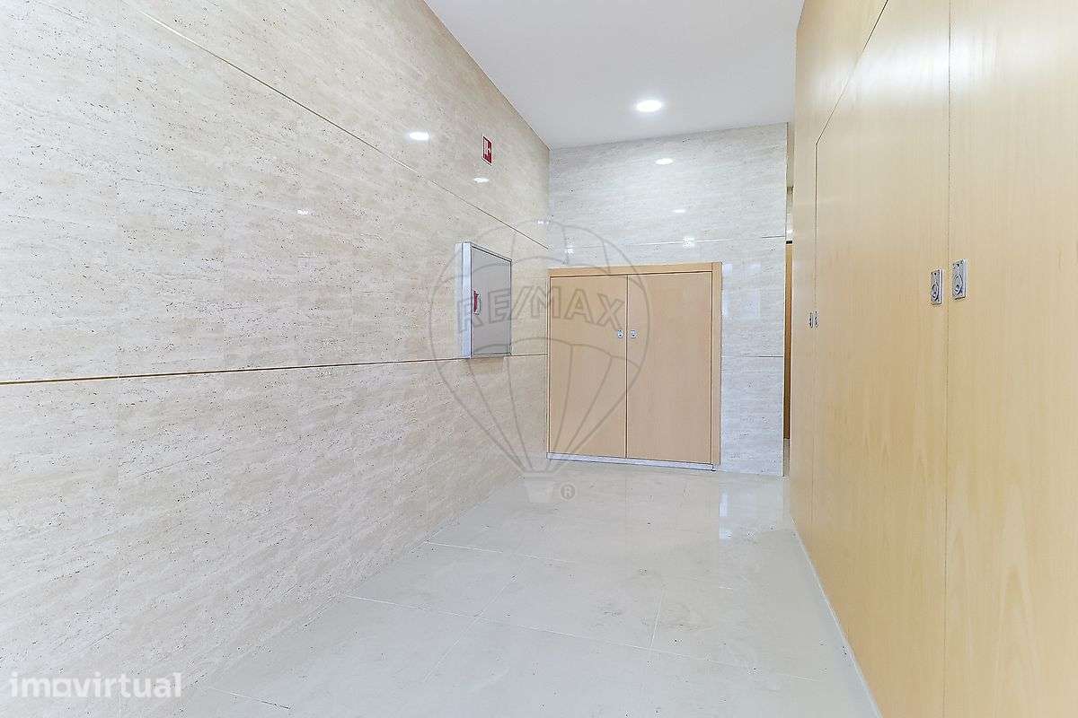 Apartamento T1 para venda - Grande imagem: 2/12