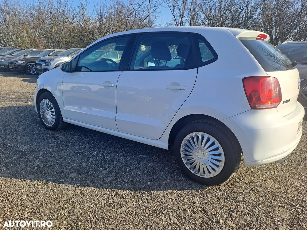 Volkswagen Polo 1.6 TDI Blue Motion Technology Comfortline - 8