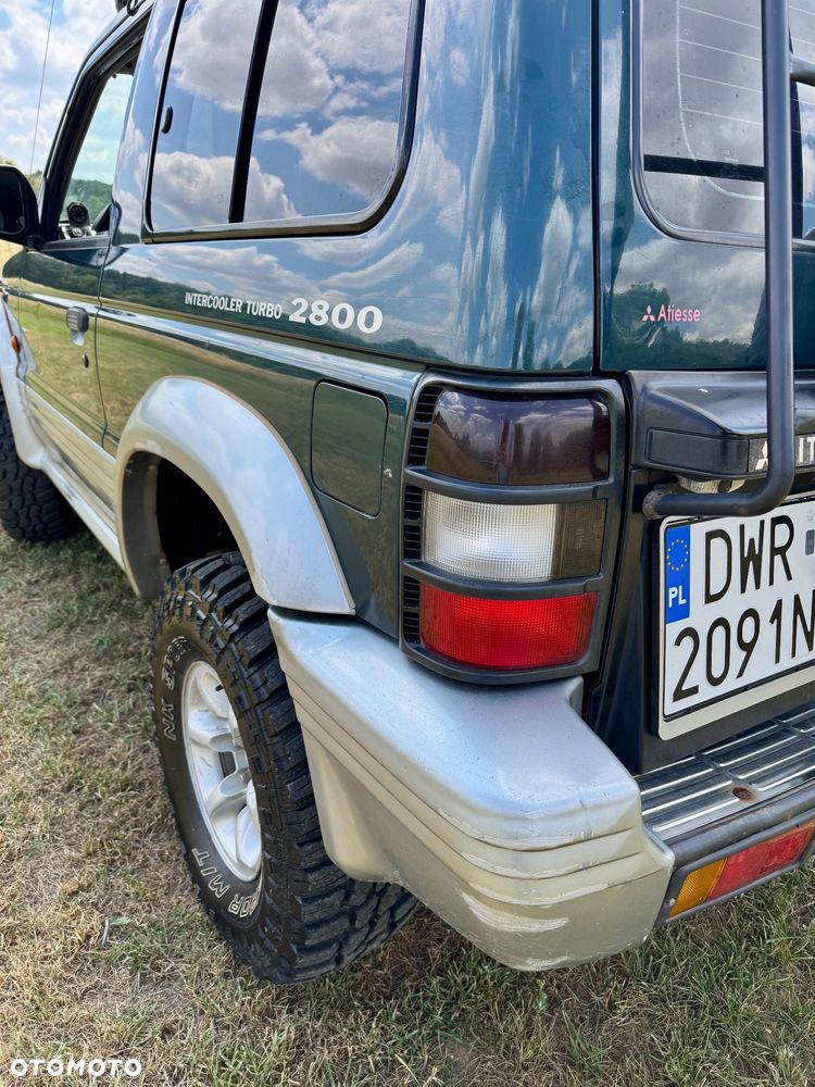 Mitsubishi Pajero - 8