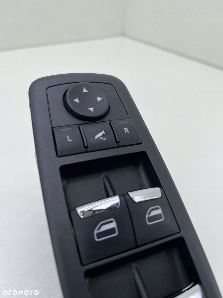MASERATI QUATTROPORTE VI PANEL PRZEŁĄCZNIK SZYB KIEROWCY 670010305 - 3