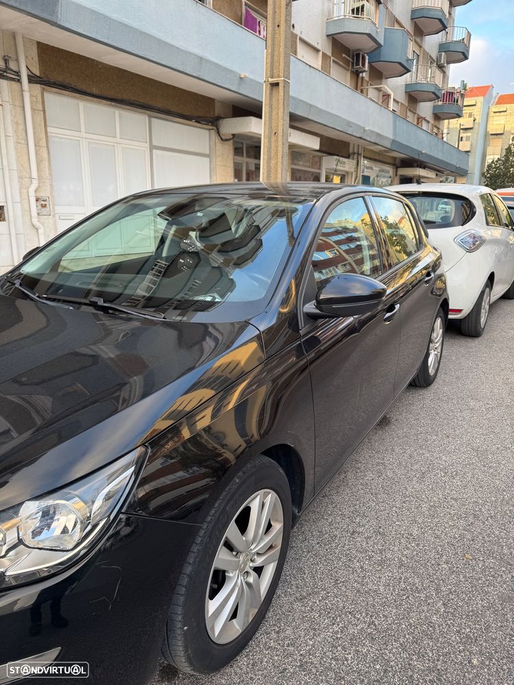 Peugeot 308 1.2 VTi Active - 3