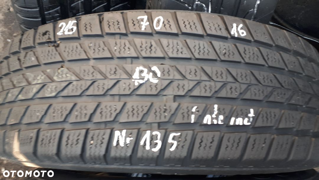 Hankook 215/70/16 nr 135 - 2