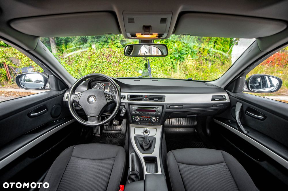 BMW Seria 3 320i Edition Lifestyle - 16