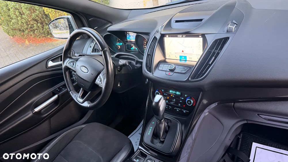 Ford Kuga - 11