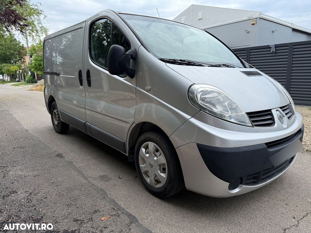 Renault Trafic - 2
