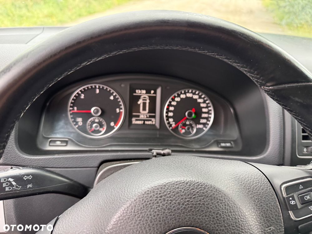 Volkswagen Multivan - 13