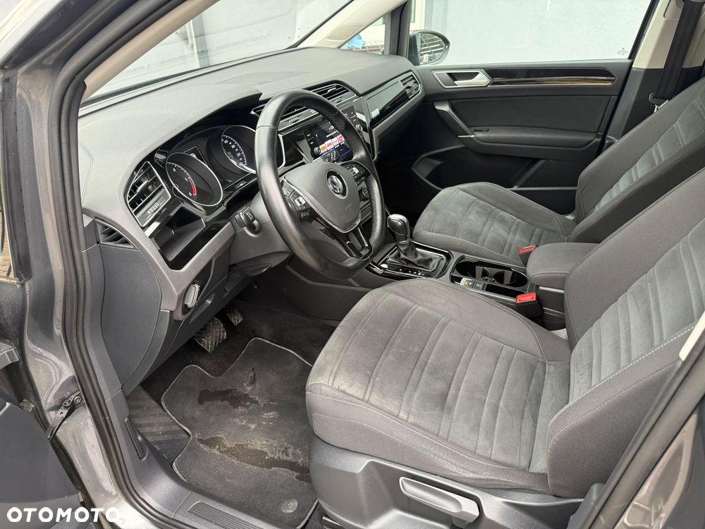 Volkswagen Touran 2.0 TDI SCR (BlueMotion Technology) DSG Highline - 6