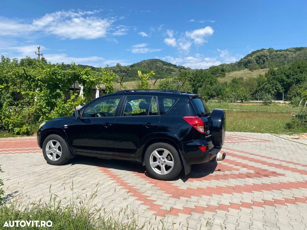 Toyota RAV4 2.2 D-CAT 4x4 Sol - 1