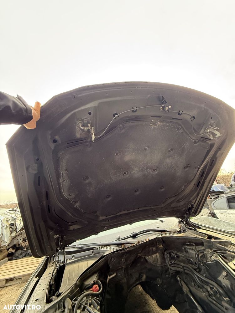 Capota față  bmw seria 7 F01 F02 LCI de culate negru originală - 2