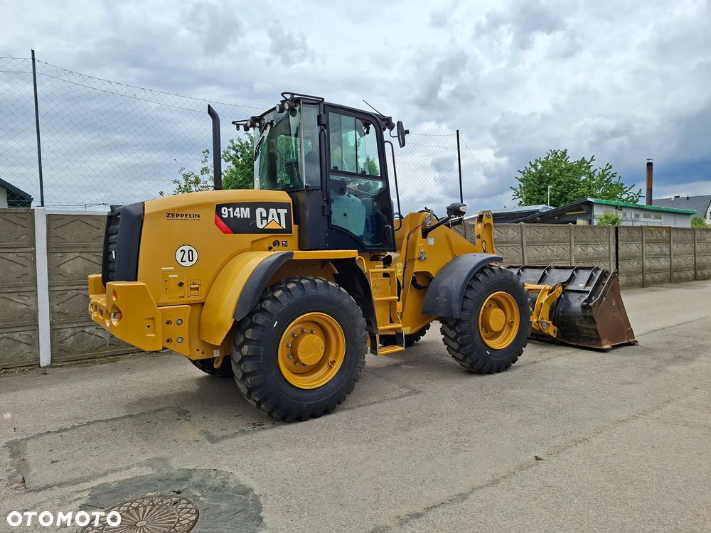 Caterpillar CAT 914 M - 9