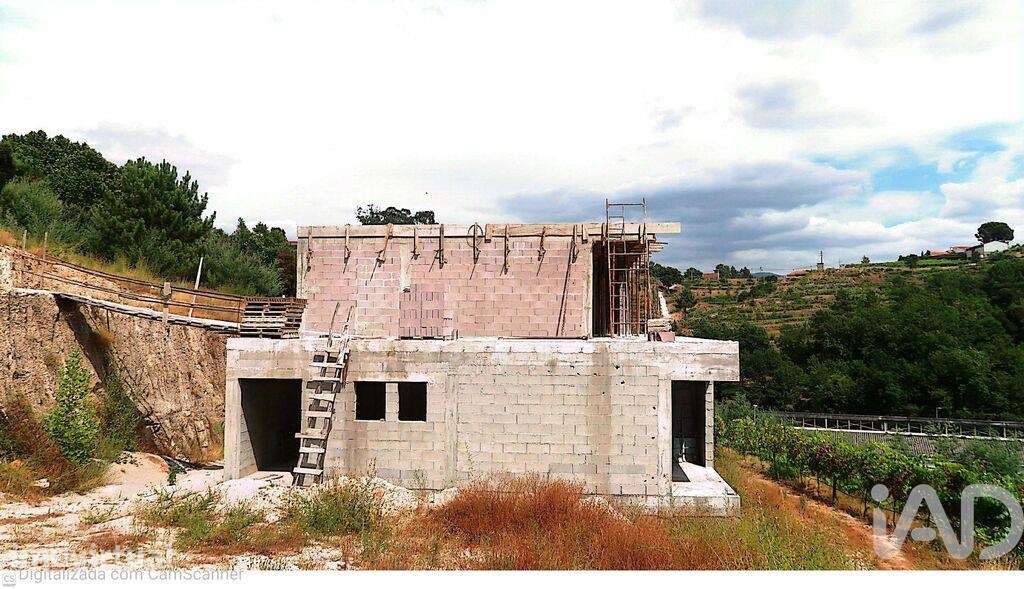 Casa / Villa T4 em Amarante, Madalena, Cepelos e Gatão de 326 m2 - Grande imagem: 3/8