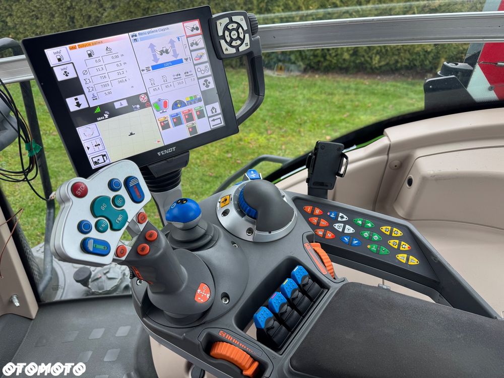 Fendt 828 Vario S4 Profi Plus - 17