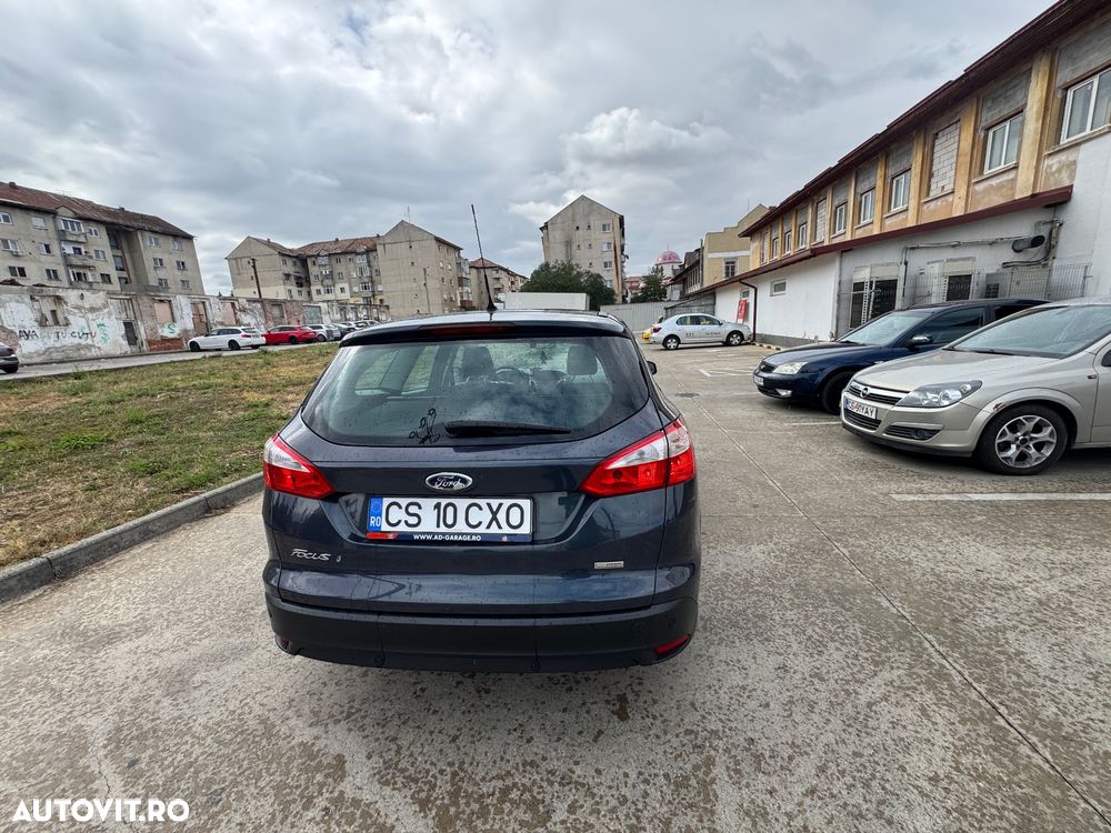 Ford Focus - 6