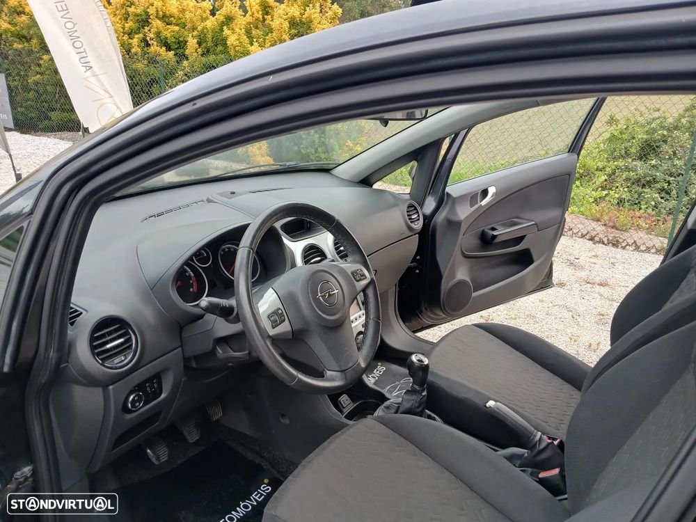Opel Corsa 1.2 Enjoy S/S - 3
