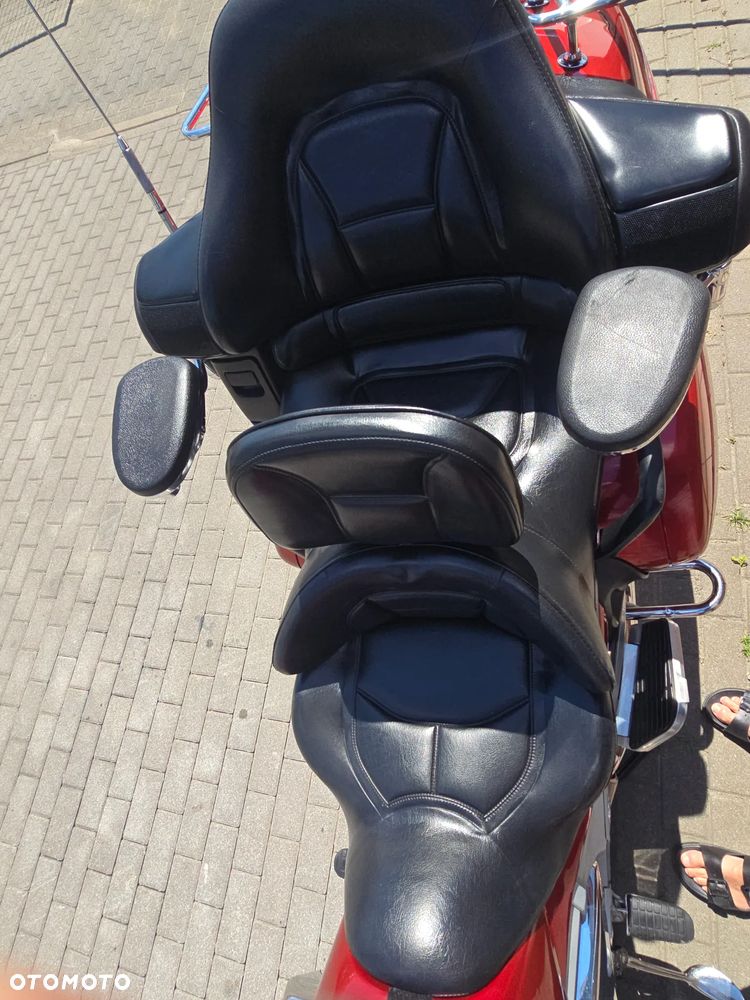 Honda GL - 9