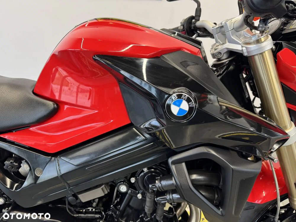 BMW F - 11