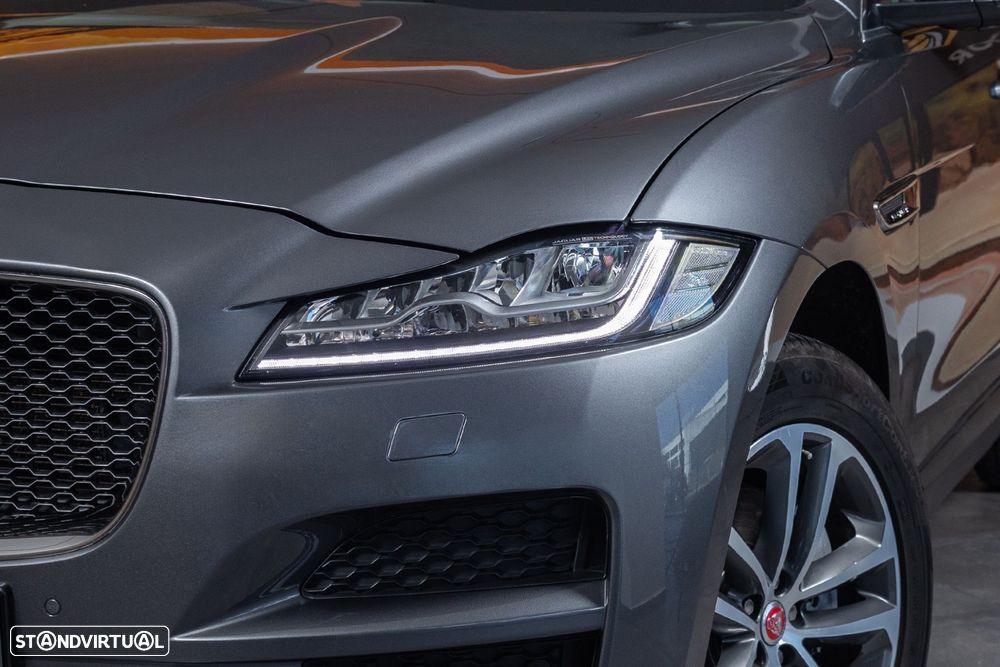 Jaguar F-Pace 3.0 TDV6 Prestige AWD Aut. - 6
