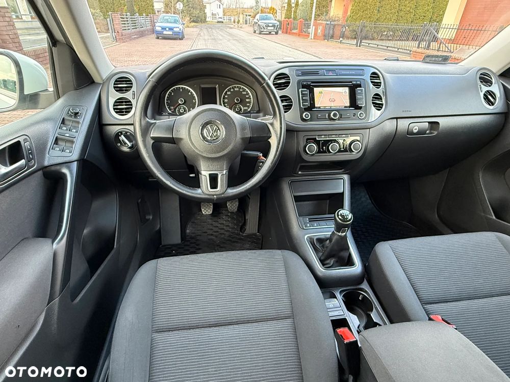 Volkswagen Tiguan - 26