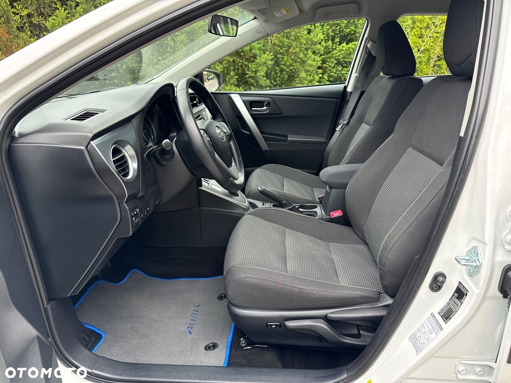 Toyota Auris - 28
