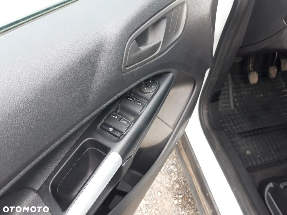 Ford Tourneo Connect 1.5TDCi Ambiente - 7