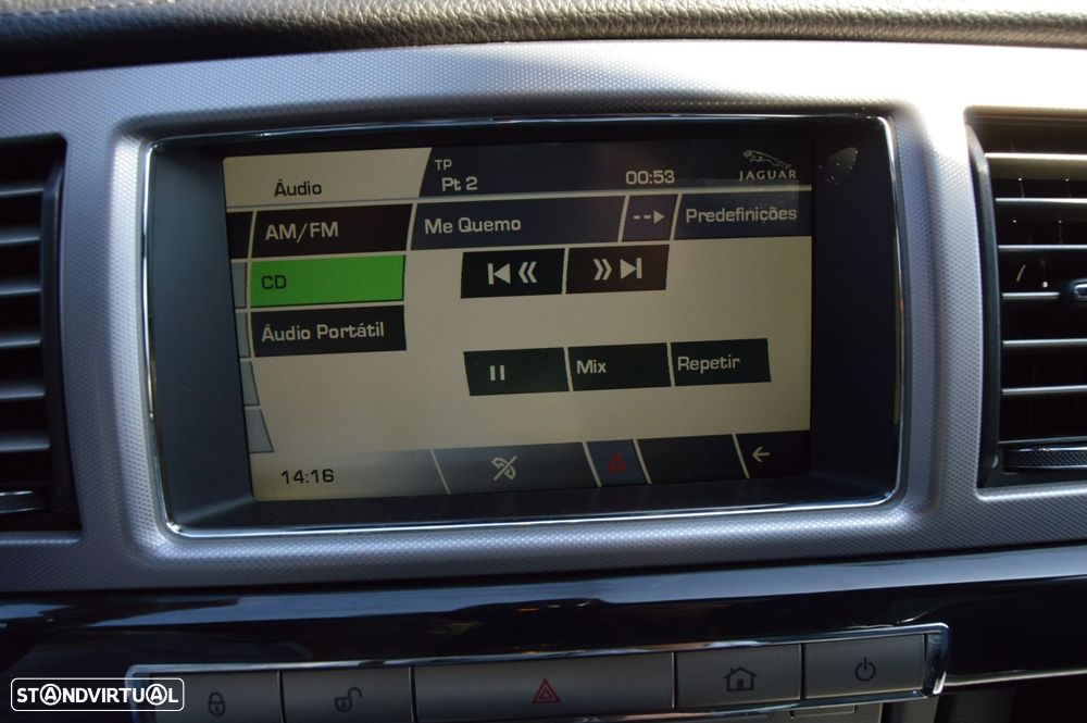 Jaguar XF 3.0 D V6 S Premium Luxury - 40