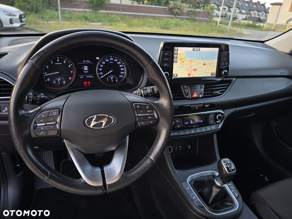 Hyundai i30 - 27