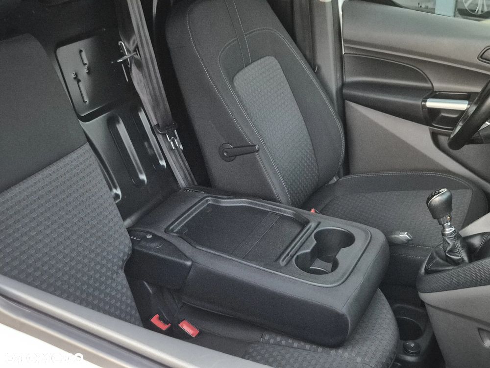 Ford Transit Connect - 9