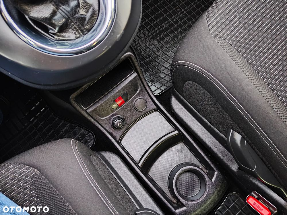 Citroën C4 Picasso 1.6 HDi FAP Exclusive - 17