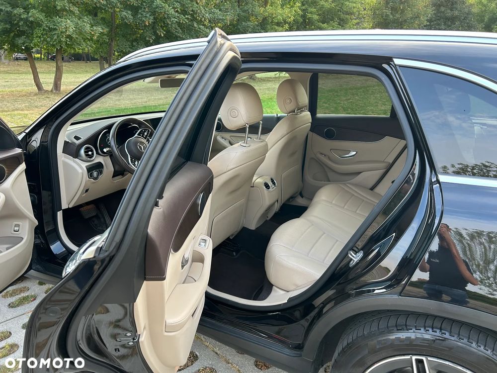 Mercedes-Benz GLC 200 4-Matic - 5