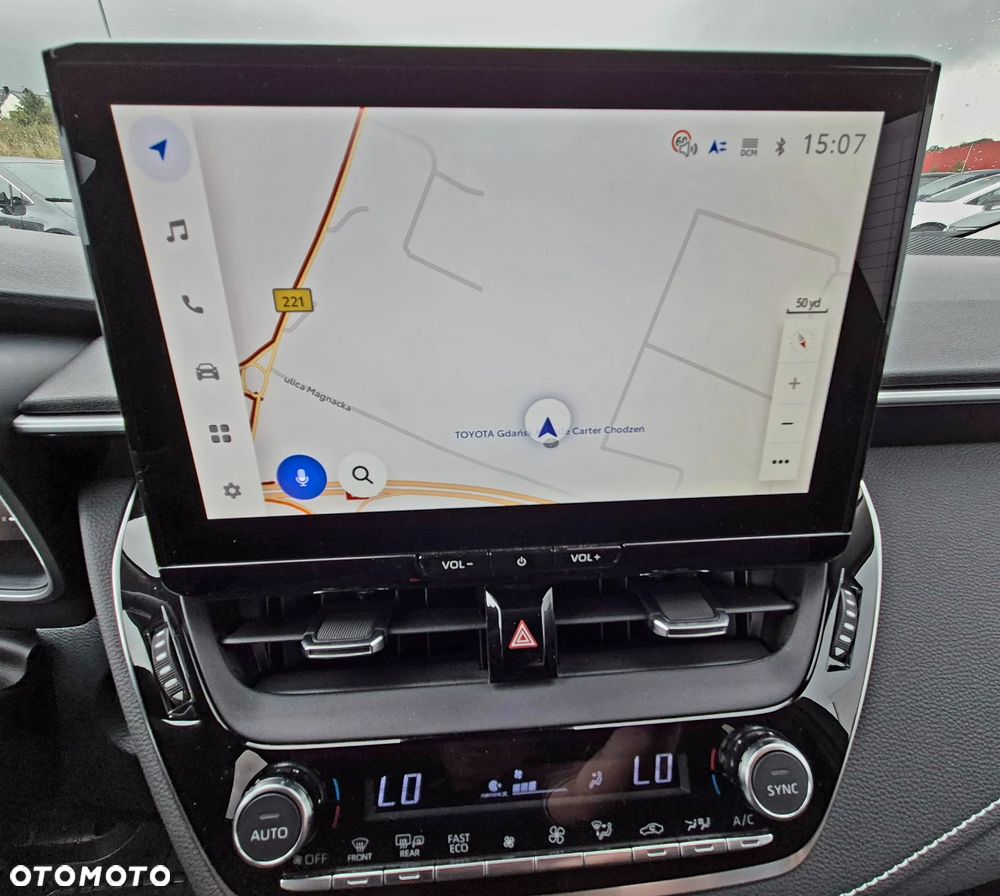 Toyota Corolla 1.8 Hybrid Executive - 16