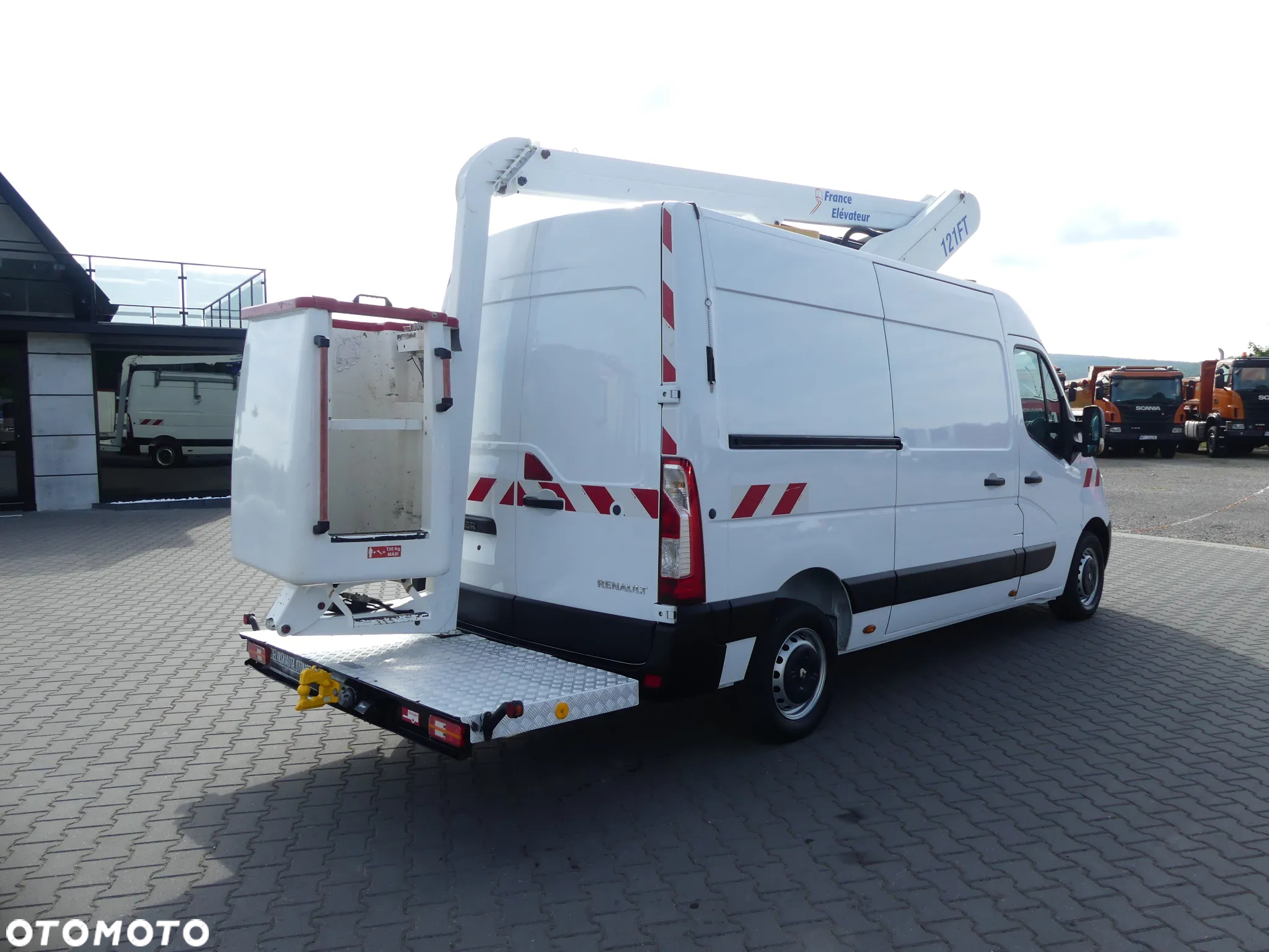 Renault MASTER / PODNOŚNIK KOSZOWY / ZWYŻKA 12M / - 11