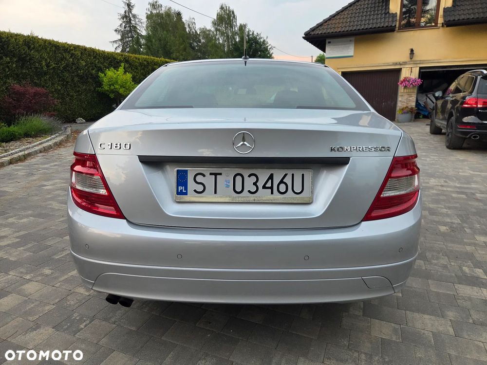 Mercedes-Benz Klasa C 180 Kompressor Classic - 6