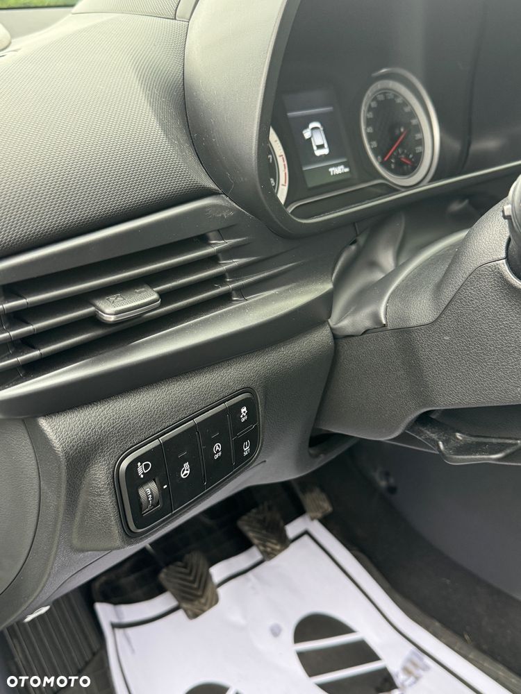Hyundai i20 - 19
