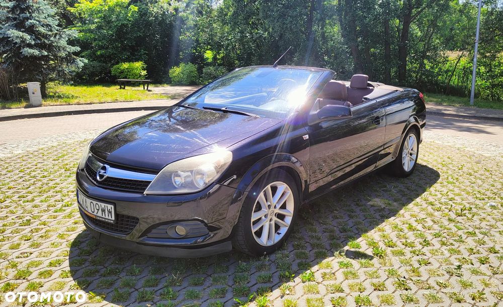 Opel Astra 1.9 CDTI Cosmo - 1