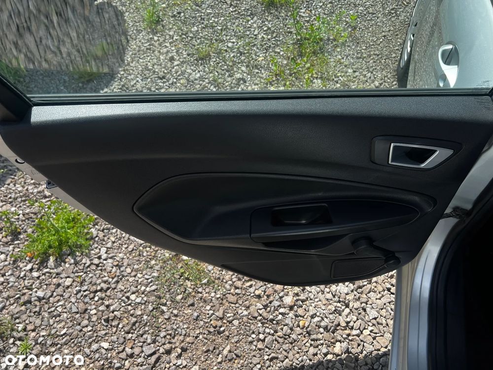 Ford Fiesta 1.6 TDCi Trend - 24