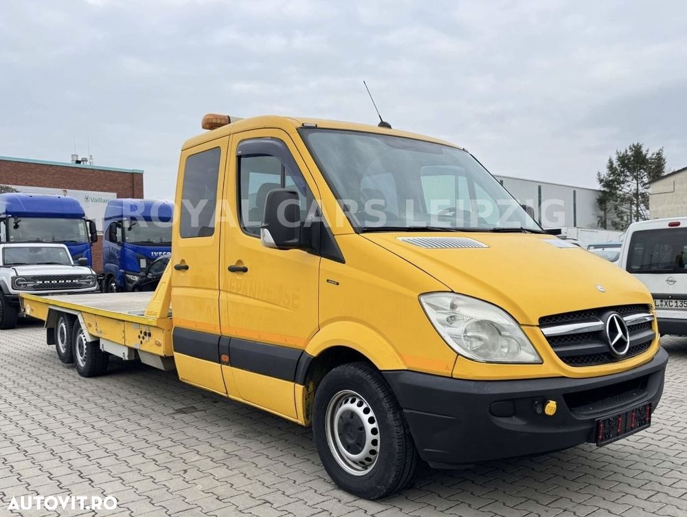 Mercedes-Benz Sprinter - 1