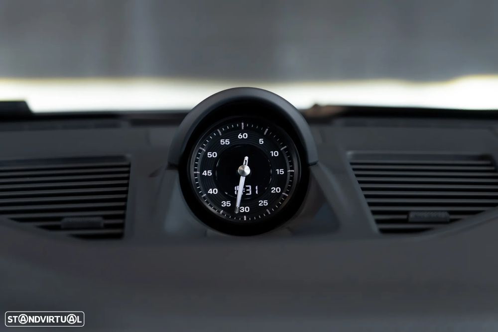 Porsche 911 (992) Carrera GTS PDK - 16