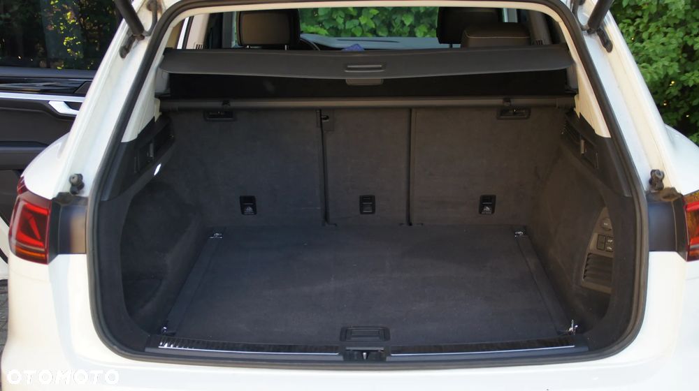 Volkswagen Touareg 3.0 V6 TDI SCR 4Mot Elegance - 4